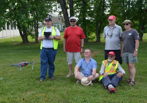 Ottawa Amateur Radio Club setting up at Scouts Canada Headquarters 1345 baseline Road for Field Day 2pm Saturday 23 June -2pm Sunday 24 June. Demonstrating communications that works when phones, internet and electricity fail. Public welcome. #RACFD #ARRLFD2018 #ottnews