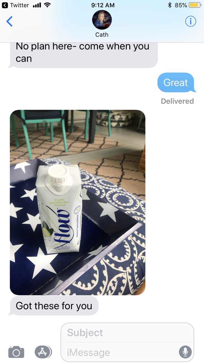 katiekatzzz's tweet photo. WHEN UR MOM IS THE CUTEST LADY IN THE WURLD 💕@FlowHydration https://t.co/sYmJ8HVtQV