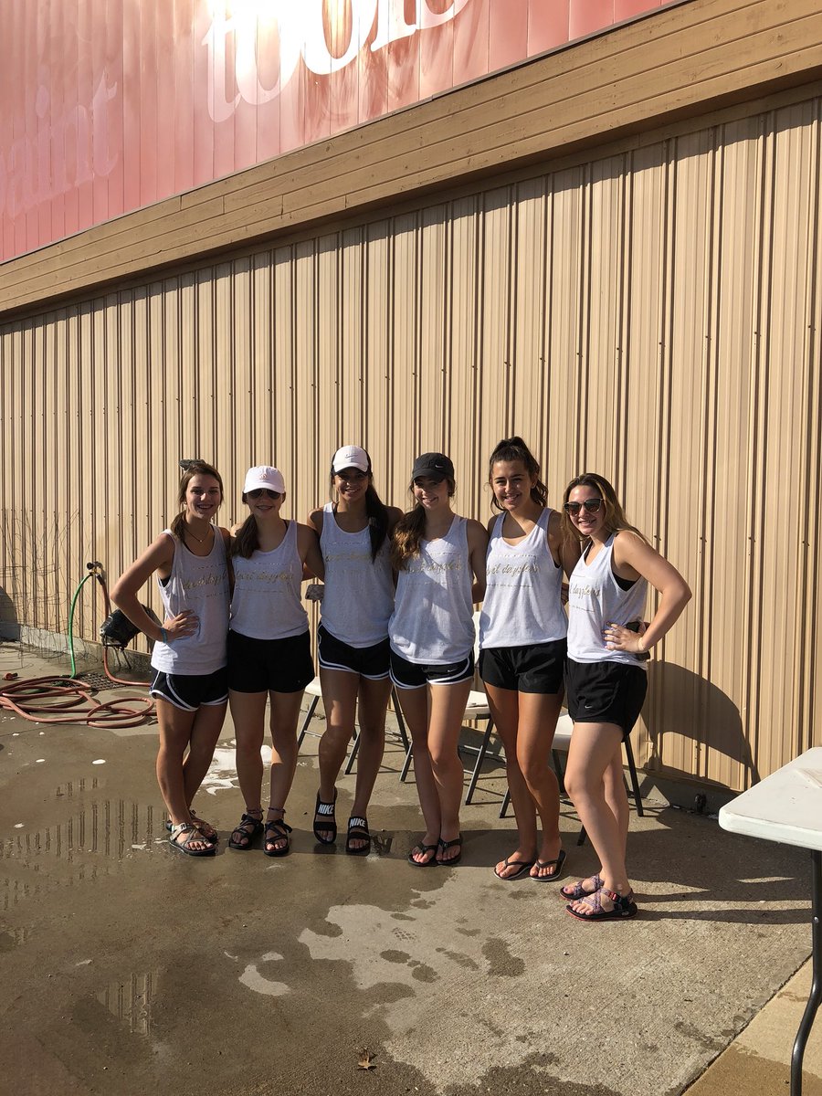 DevilDazzlers's tweet image. Come support your Devil Dazzlers at Wright’s Do It Center car wash and bake sale! We are here until noon!