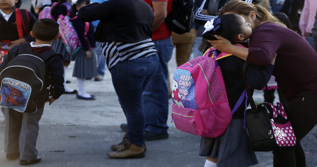 Alumnos de primaria en Puebla PAGAN DERECHO DE PISO a Los Zetas. Noticias en tiempo real