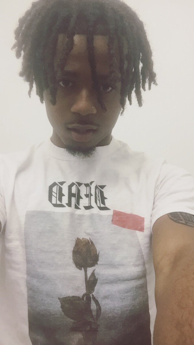 XAYYGOCRAZY's tweet photo. REPOST IF U THINK IM UGLY😆 #2kxayy #2kwayy https://t.co/h8MqBDk6Qk