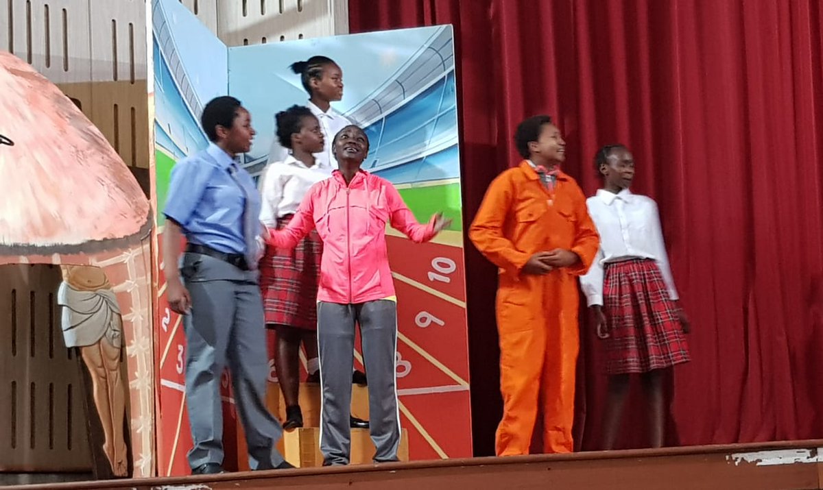 InfoKfcb's tweet photo. Mr. Ouma~Members of the Loreto Convent Msongari film and drama club  further their passion by becoming fulltime players in the film sector or  parttime filmmakers.
#KFCB2018
@EzekielMutua @NellyMuluka @msoalumni @Khagali_M @Zippy_okoth @kasukubg https://t.co/xOUx0eNaFz