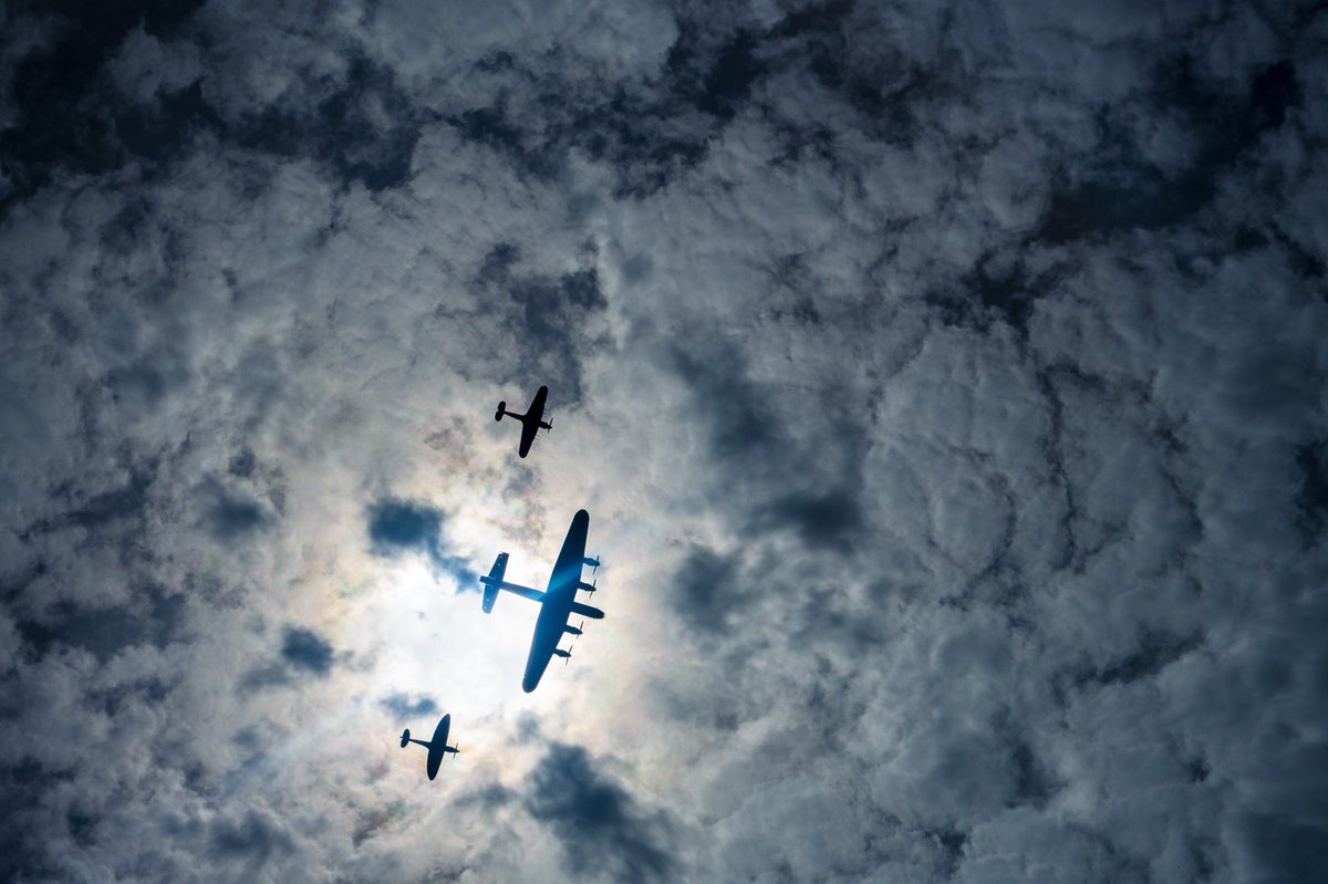 This is going straight in the pictures of silhouetted WWII planes flying over my house on a Saturday afternoon photo library.
#Stamford #BBMF #Spitfire #TE311 #flypast #hurricane #stamfordfestival #stamfordUK