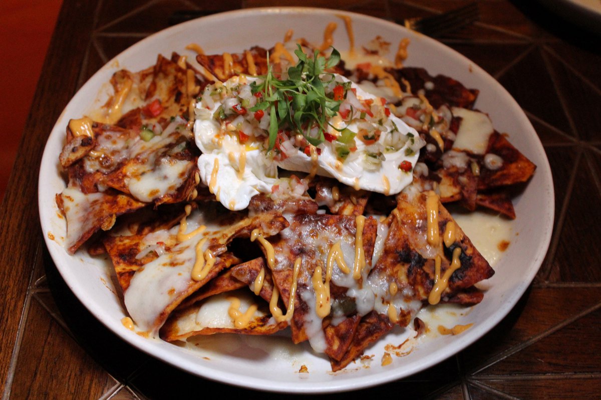 ChicaLasVegas's tweet image. The bold flavors in our Chilaquiles packs a punch💥
Ask for our hidden menu when you dine at #ChicaLasVegas to get your hands on this dish, as well as other exclusive items! 
#hiddenmenu #speakvenetian #TheVenetian #secretmenu #latinamericancuisine #restaurantrow #lasvegasblvd