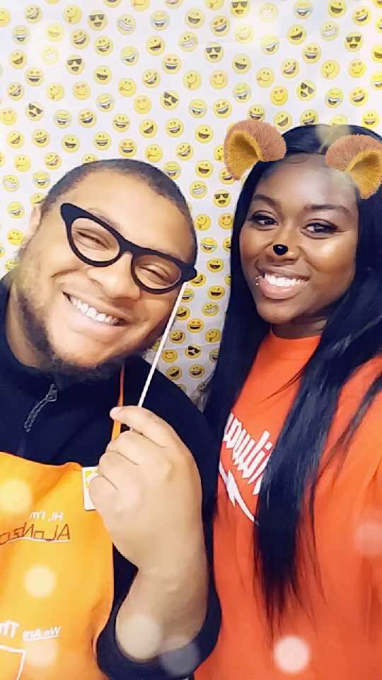 lane_delane's tweet photo. Keara came through with some late selfies from #NationalSelfieDay !!! #weSHOREselfie @HD_TheShore4912 @AlwaysBWinnen @MrHOMERDPOE @rollin_slagle @AndrewOrmond36 https://t.co/XkwjOUzfrg