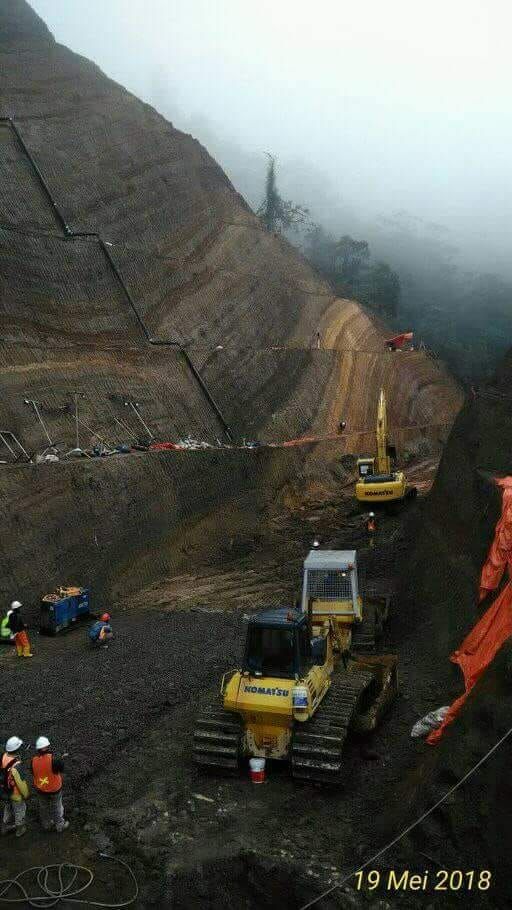 @DataBanyumas <a href="/hensemkamu/">Akang Hensem</a> <a href="/ganjarpranowo/">Ganjar Pranowo</a> <a href="/labanrock/">laban</a> <a href="/SaveMtSlamet/">Selamatkan Slamet</a> <a href="/TryWahyono/">Try Wahyono</a> <a href="/anouye/">Ano</a>