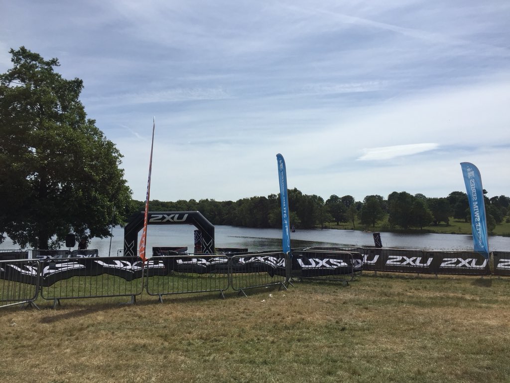 Enjoying the sunshine and the races at cholmondeley castle @CastleTriathlon ahead of getting my number for tomorrow!!