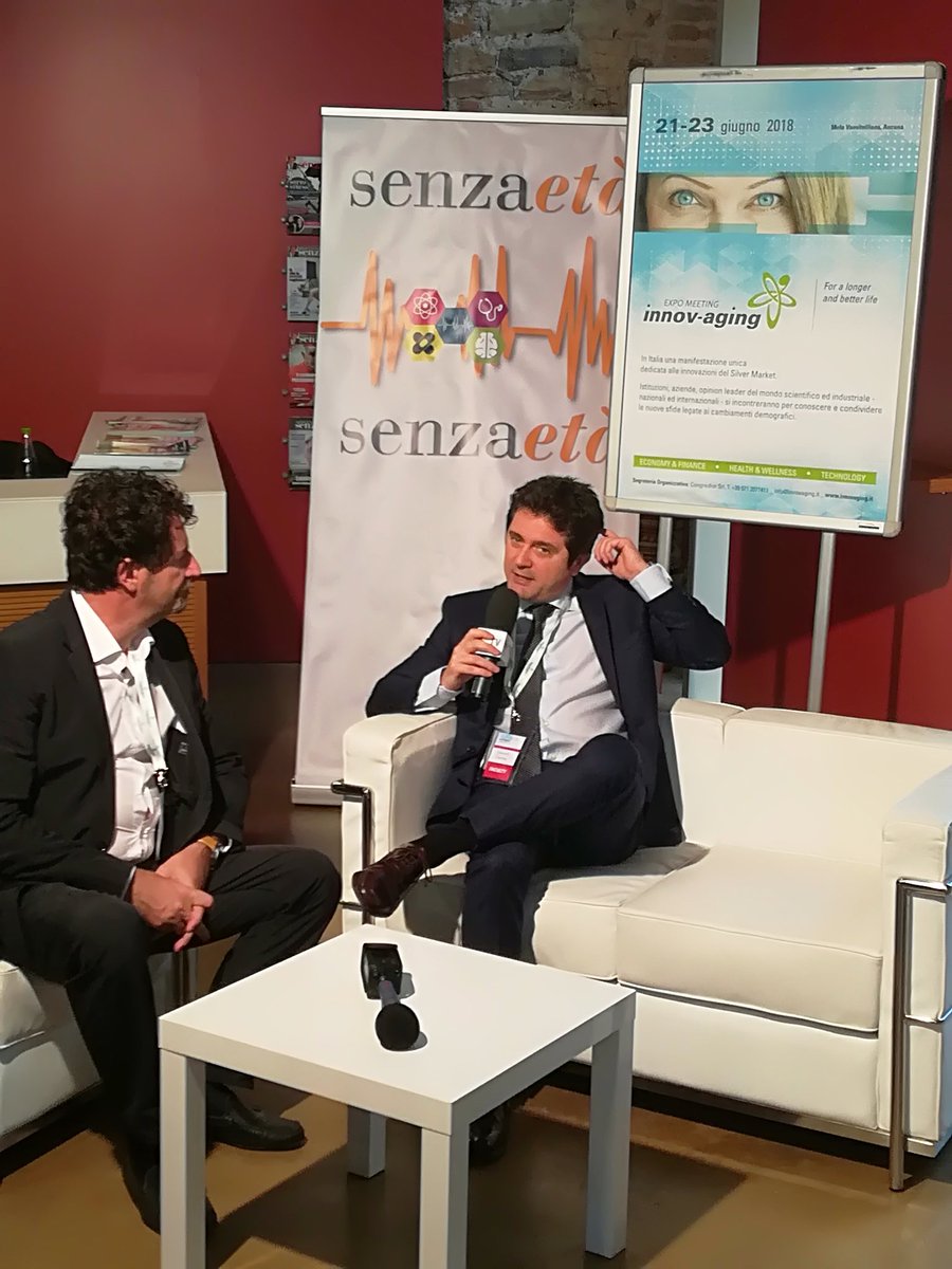 Innov_Aging's tweet photo. Il direttore del @CorriereAdriati, Giancarlo Laurenzi, intervistato dal direttore di @senzaetaweb, Luca Guazzati nel corso di #ExpoMeetingInnovAging https://t.co/pAED01CnPO