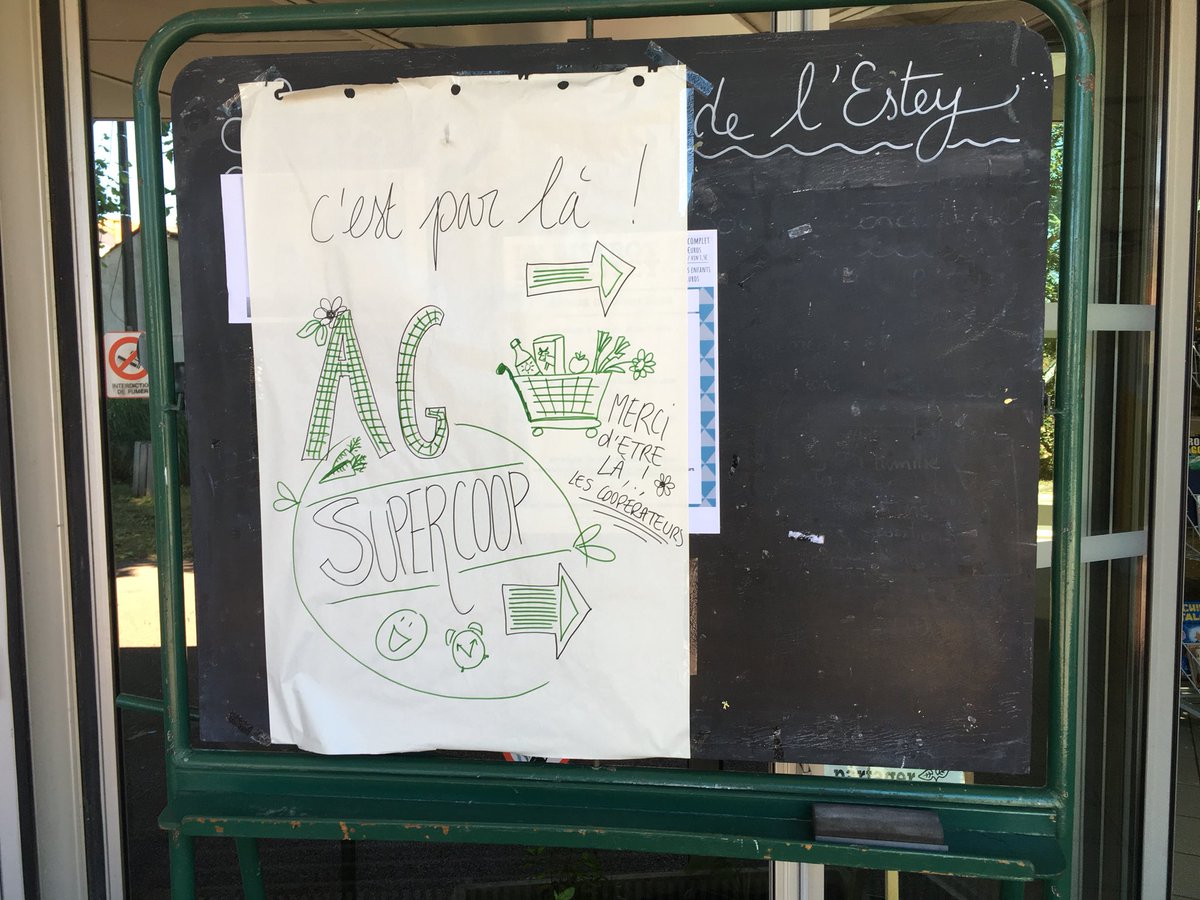 L’AG extraordinaire de Supercoop a démarré dans la bonne humeur (et la chaleur ☀️) Bravo aux courageux qui ont renoncé à une virée à la plage 🏖 pour participer à la prise de décision de leur #supermarchecooperatif !