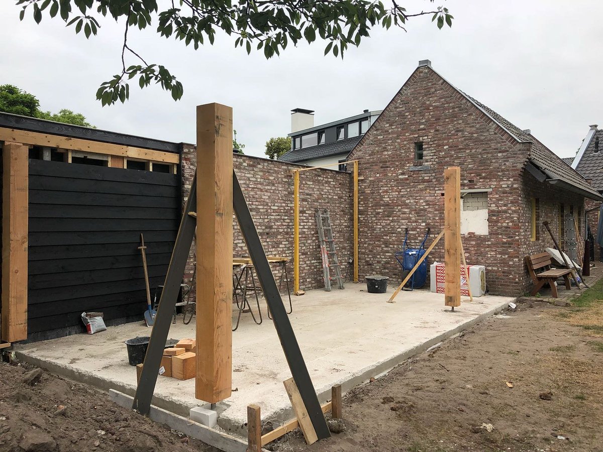 Een van onze verbouwingsprojecten in uitvoering #bouwen #verbouwen