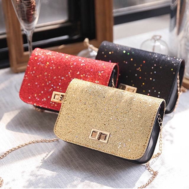tbm_co's tweet photo. Haiii masih mencari sling bag raya ?

Jom usha ig @tbm_bag , mcm2 design ade cute mute

Berbaloi , free postage lagi 🌹 https://t.co/XVgXk5A0VV