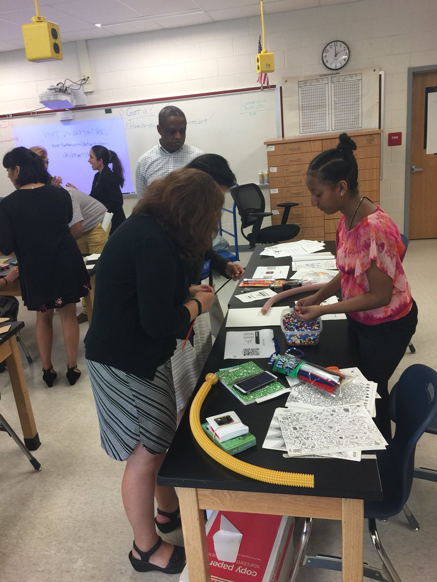 angela_dehart's tweet photo. Emanda presented our Maker Space ideas (i.e. Micro:bit, binary bracelets) and shared the history of  the STEM Impressionist Program #2018JOSTI #JOSTI #STEMimpressionists #STEMed #EducationalTechnology #Microbit https://t.co/KNlRzFmAjS