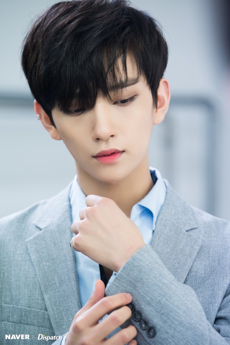 effryega's tweet image. 180503 #세븐틴 #조슈아 #홍지수 @ 포스터 촬영 2018 SEVENTEEN CONCERT [IDEAL CUT'IN SEOUL] @pledis_17 @pledis_17jp @pledisnews @pledis17_STAFF #SEVENTEEN #JOSHUA