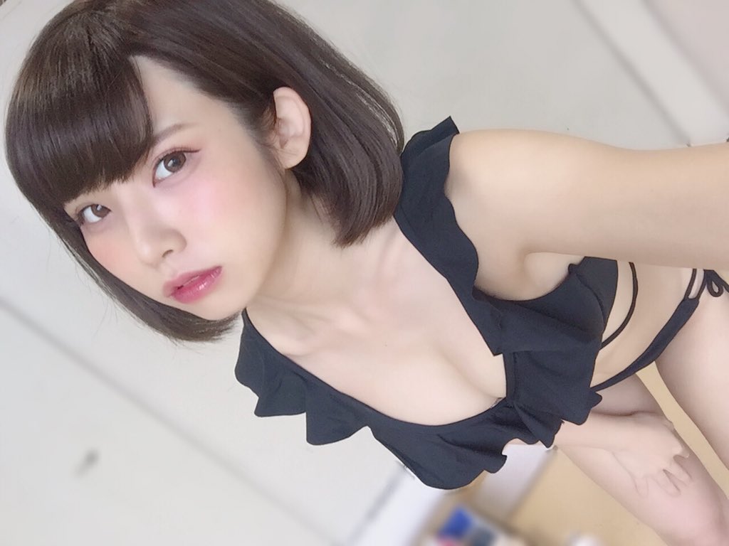 たつや えなこさんかわいくぎていますぐ死にたい