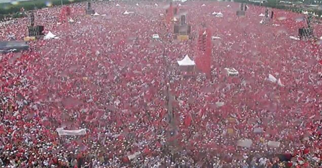 candundaradasi's tweet photo. İzmir...
Ankara...
İstanbul...
Ve yarın Türkiye...
#TAMAM https://t.co/VeRczEpGiT