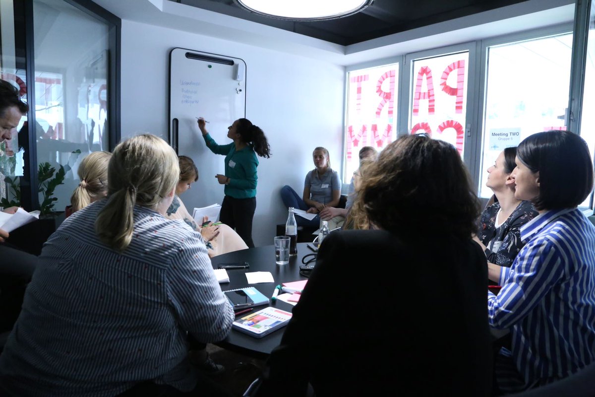 we_are_panda's tweet image. WORK WORK WORK for the PANDA #TechLadies #panda18 #femaleempowerment #WomenInTech #Siemens