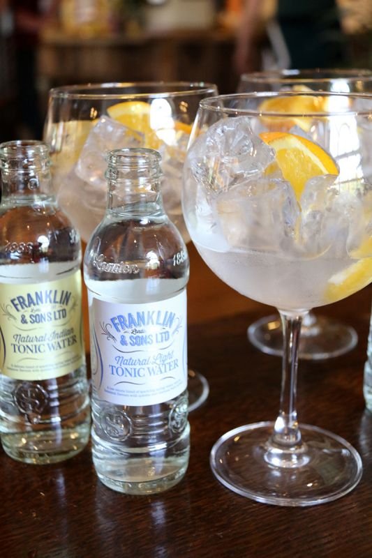 ILoveMCR's tweet photo. Enjoy a gin or two at Deansgate's custom-built pub @TheWharf. Gin satisfaction guaranteed with over 50 to choose from. Classic gin, fruity gin or dry gin anyone? #ginloversunite #visitCastlefield https://t.co/O9LSAncD0Y