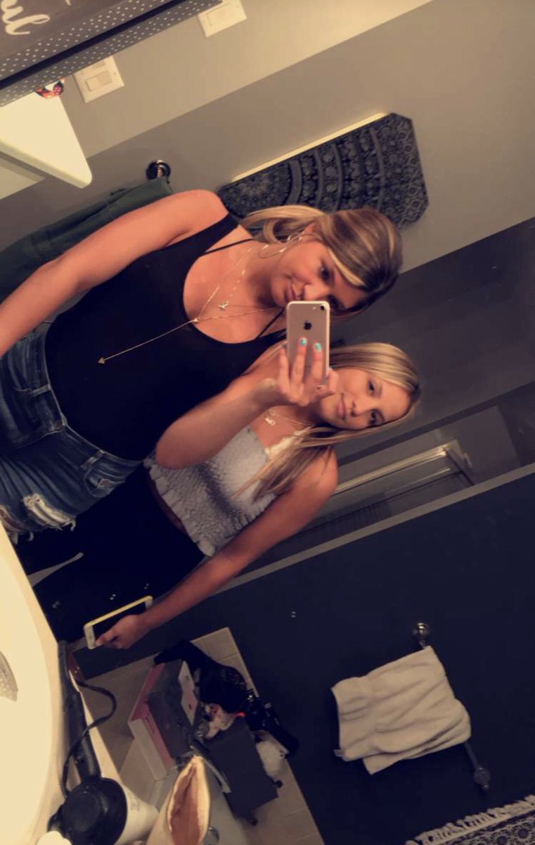 OFarone's tweet photo. Happy birthday girly🤑💕💘 @gconforte15 i hope you have the best day ever🤘🏻🤘🏻🤘🏻 love you lots🤩💘😘😝 https://t.co/779wztkgcw