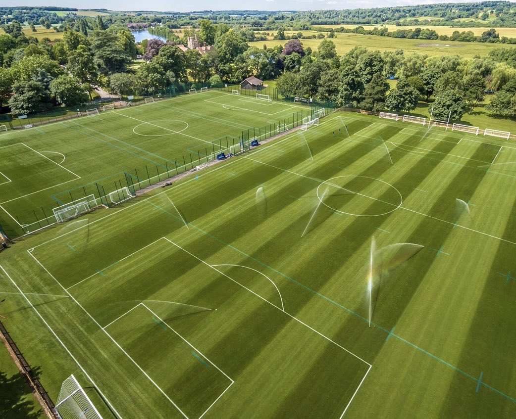 What a photo of our new <a href="/Maidenhead_Town/">Maidenhead Town FC</a> First team home at <a href="/BishamAbbeyNSC/">Bisham Abbey</a> 

#thecarpet
