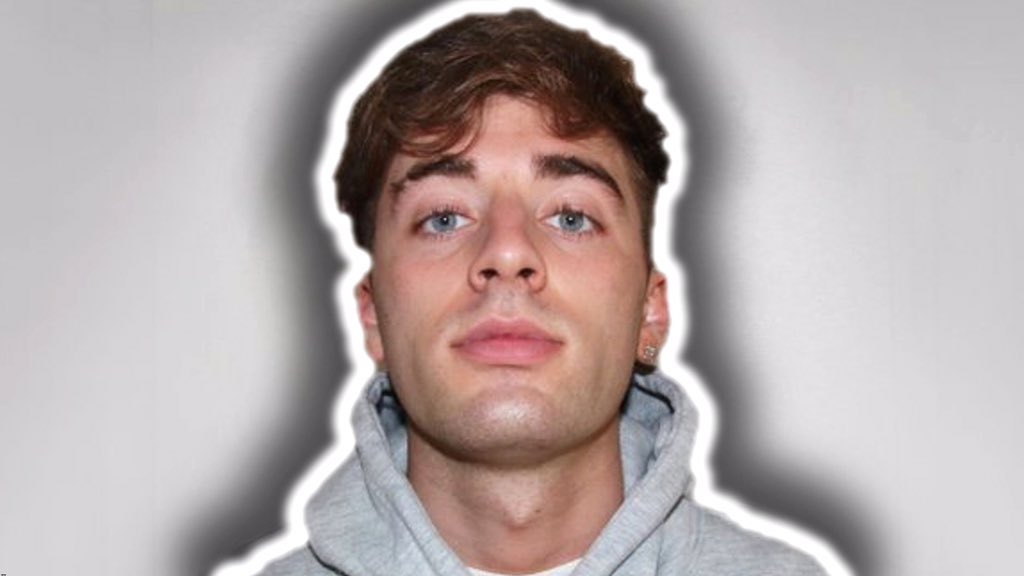 Xanderisonline's tweet photo. **Missed It?** - CALLING OUT TOUCHDALIGHT 

#Touchdalight (NEW SUBS LEGENDS🤙) #Exposed 

RT for Memes

LINK HERE LEGEND - https://t.co/dUAyNgJvMU…

#Calledout #NewVideo #comedy @touchdalight #relevant #Fortnite⁠ ⁠ #Youtuber note: this is a video dont take it to heart #bleach https://t.co/vnf2g9AMBW