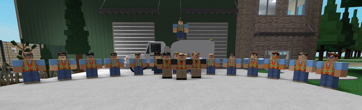 Congratulations to the first class of FDPW employees under Secretary <a href="/Ftlicious3/">Ftlicious</a>! @FMB98_RBLX
