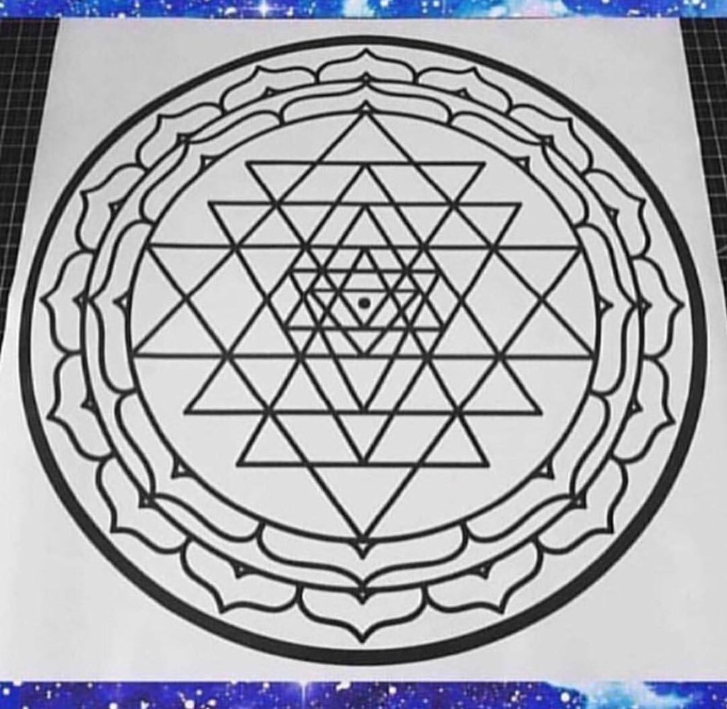 stateofthewall's tweet image. #walldecals #walldecal #wallsticker #sticker #mandala #sacredgeometry #sriyantra #namaste #yoga #yogalife #yogastudio #yogainstructor #yogalifestyle #fitness #healthy #realestate #gifts #beautiful #homedecor #roomdecor #walldecor #hindu #buddha #art #drawing #art #artist #om
