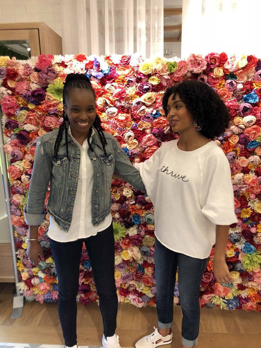 djtwint's tweet photo. @Aerie real talk with @YaraShahidi 🌺🌸🌼🎧 https://t.co/8m6Oap76sb
