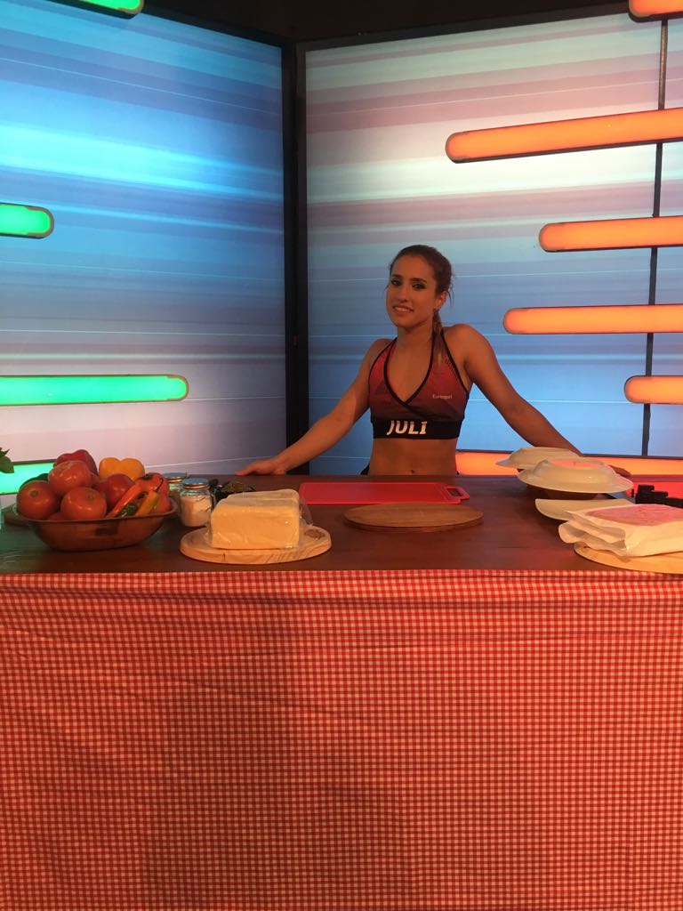 combatearg's tweet image. Ya viene el #CombateCocina la 📸 con más RT le suma 4 puntos a su equipo!! ❤❤
La votación cierra mañana a las 19hs.

#LaFinalDeCombate