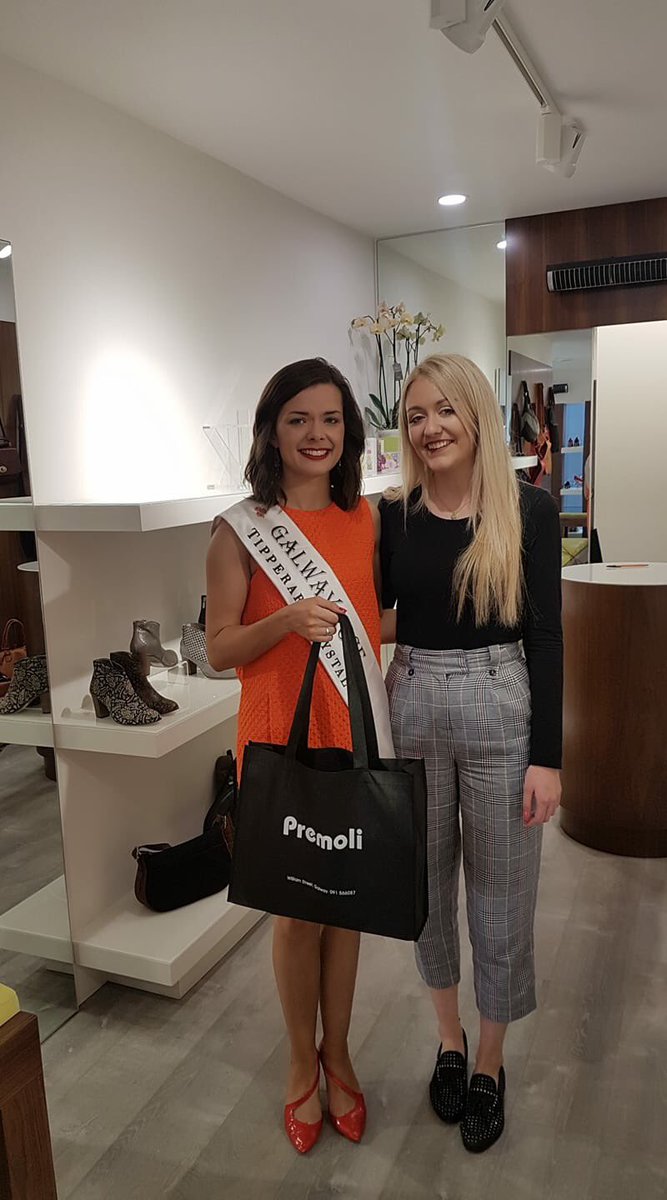 GalwayRose_'s tweet photo. A big thank you to Gemma and all of her staff in #Premoli for sponsoring Deirdre with some beautiful shoes! โค๐ ๐น #galway #fashion #shoes #irishfashion https://t.co/9A1WqIvobx