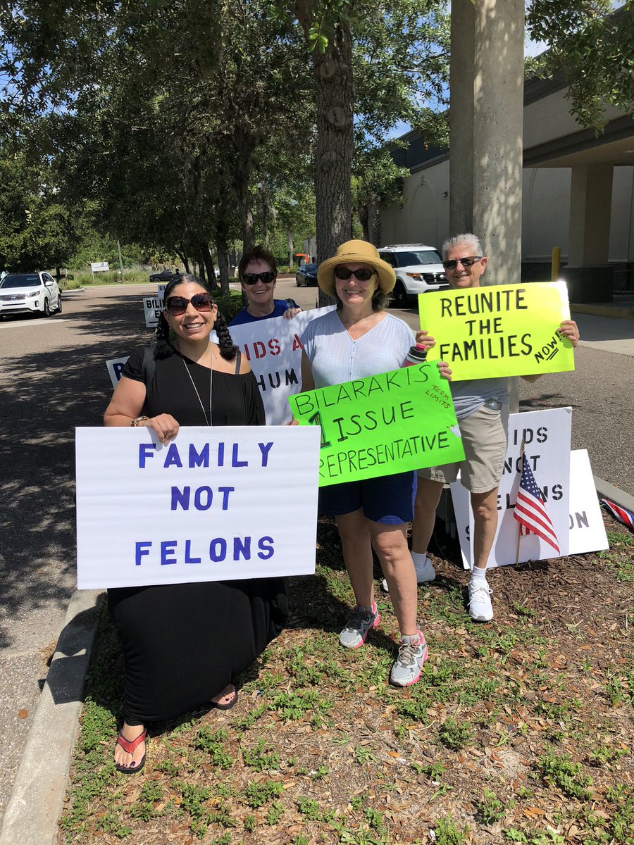IndivisibleFL12's tweet photo. Today we were met with support from Veterans as we were ignored (as usual) by @RepGusBilirakis.

Too bad Gus voted to reduce funding for Medicare and SNAP benefits for veterans last week. #GusIsNotForUs @IndivisibleTeam @WMFLPinellas @PascoActivists @PascoDems https://t.co/4UTrdBCaXv