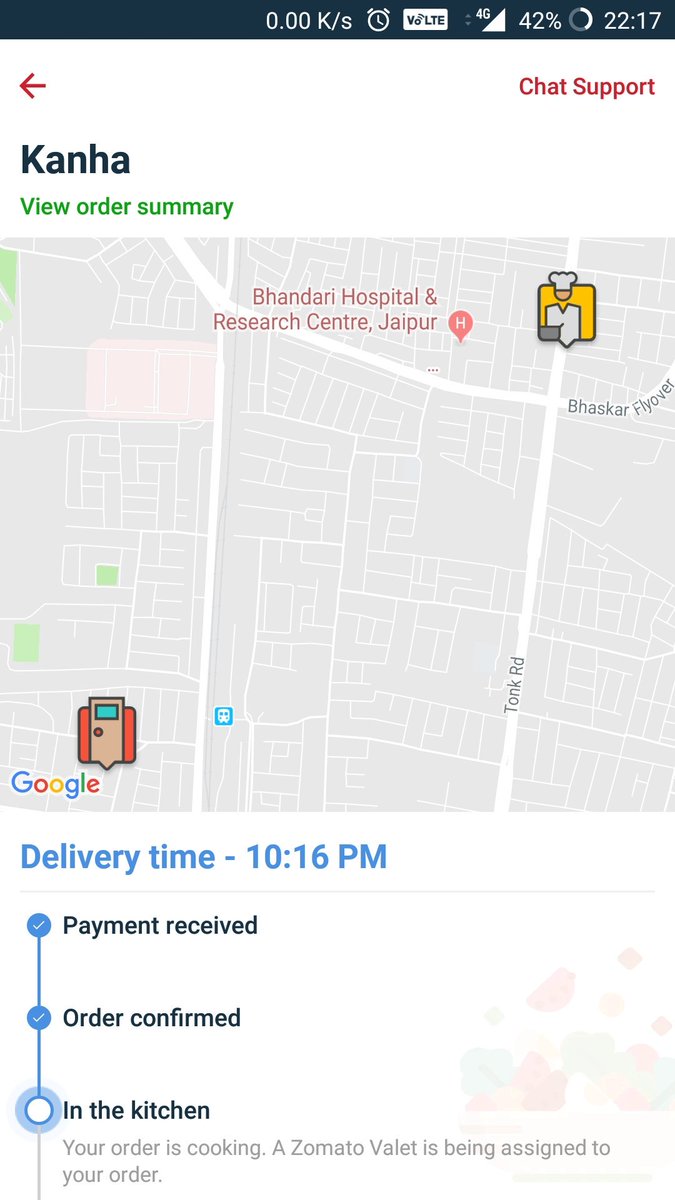 SinghviMahak's tweet photo. @zomatocare it's 22.17 delivery time 22.16..... till now not delivered... showing in kitchen.... Now what to do....?? https://t.co/ARoC2VLFni