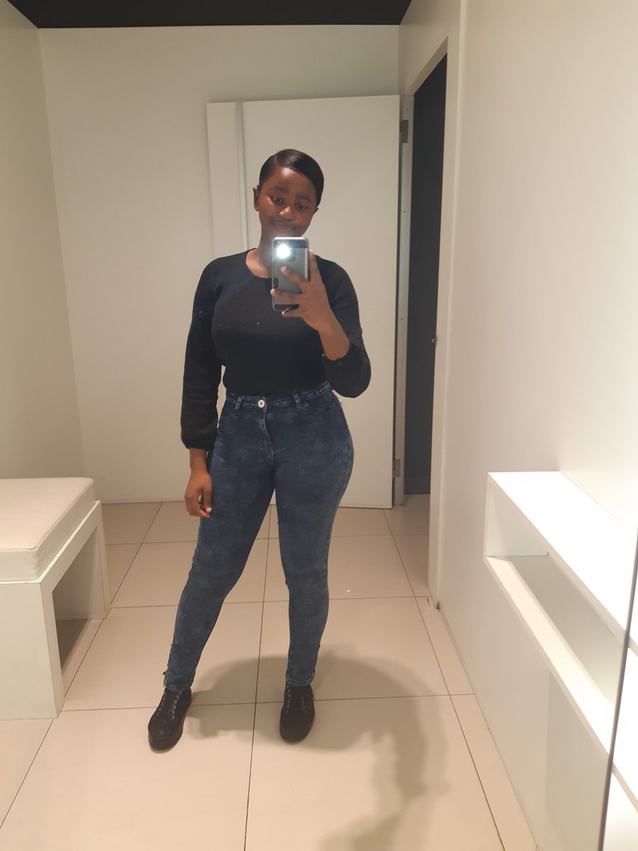 giftmhlophe's tweet photo. Being yourself is the best glow up in this life. https://t.co/t7X1txKG3W