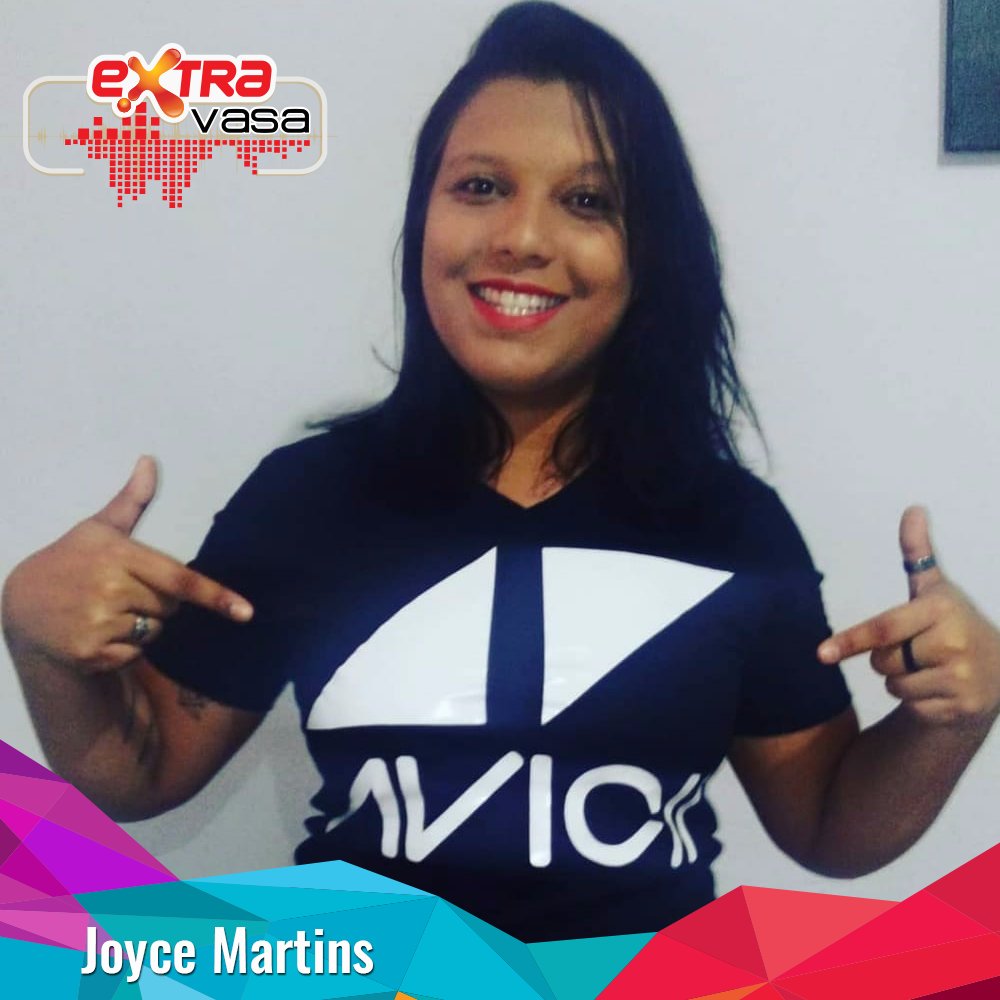 extrafm's tweet photo. Joyce Martins, participou da promoção do programa Extravasa e faturou camisa do Avicii!!
#PromoçãoExtra #AquiÉoSeuLugar #ExtraFM #Extravasa https://t.co/l3Xgxr2MiM