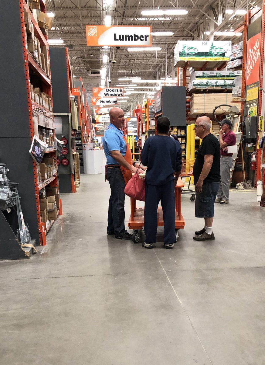 MissChung10's tweet image. Providing the best value and convenient experience for our customers! #OrangePromise #DIY #CustomerProject #BossDuties @RoballenHD  @ROCAnne70  @mandyirizarri  @TomROCSutton @Juliewilson1273 @Dan_CaswellHD @ROCMatt70 @HomeDepot1273