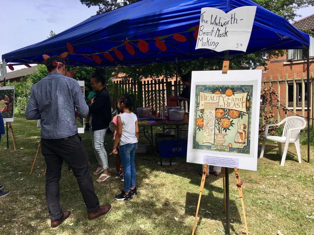 YakonaChen's tweet photo. πGlad to meet lovely families and to made so many cool Beast Masks π together today @WhitworthArt @StanleyGrovePA #BiggerBookBash https://t.co/xoX3B4p0OP