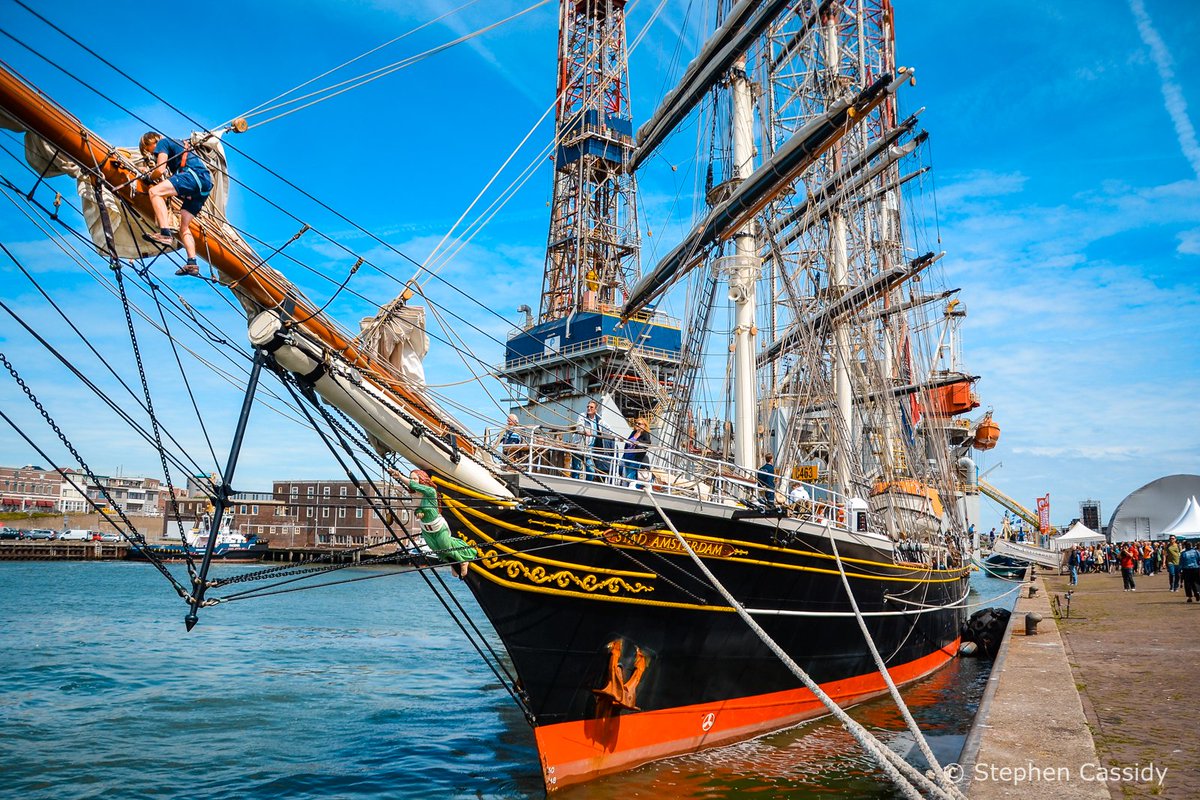 stephencassidy's tweet photo. De #Stad_Amsterdam weer in IJmuiden. Te zien bij het Havenfestival IJmond aan de IJmuidense Trawlerkade vandaag 23 en morgen 24 juni 2018.
#Havenfestival #HFIJ2018 #IJmond #vis en #duurzaamheid #FoodPlein #IJmuiden #Havenfestival2018 #Trawlerkade #LiveMuziek https://t.co/eMAfQAjlAi