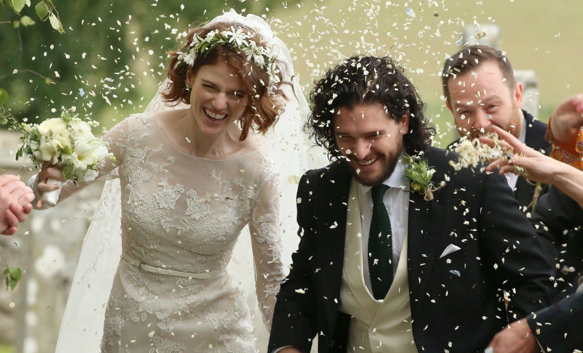 BarstoolTrent's tweet image. Jon Snow and Ygritte got married today. barstoolsports.com/iowa/jon-snow-…