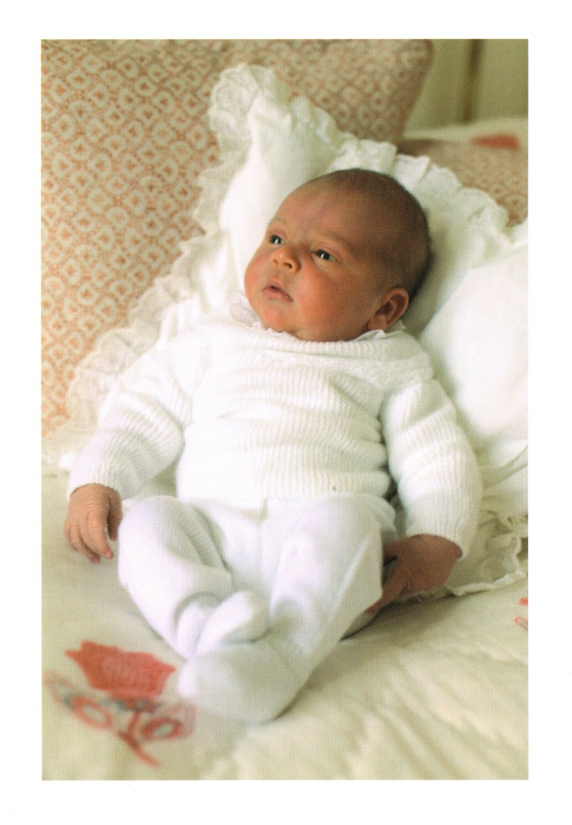 associateiris's tweet image. Lovely card for my Rainbow Guides!