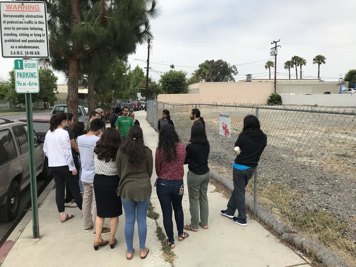 johnbillimek's tweet photo. Big thanks to @SABHC1 and @ChispaOC for introducing our @UCIrvine #PRIMELC med students to community empowerment efforts in Santa Ana—and some killer carnitas https://t.co/zC7S6kcYDg