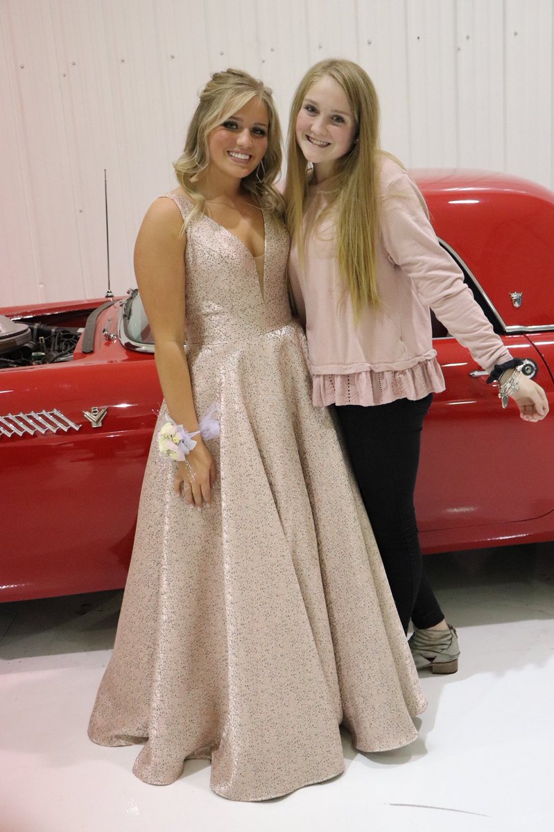 HAPPY BIRTHDAY ELLIANNA!! I love you so very much! Thank you for always being there for me and being my partner in crime. I hope you have the very best day!!