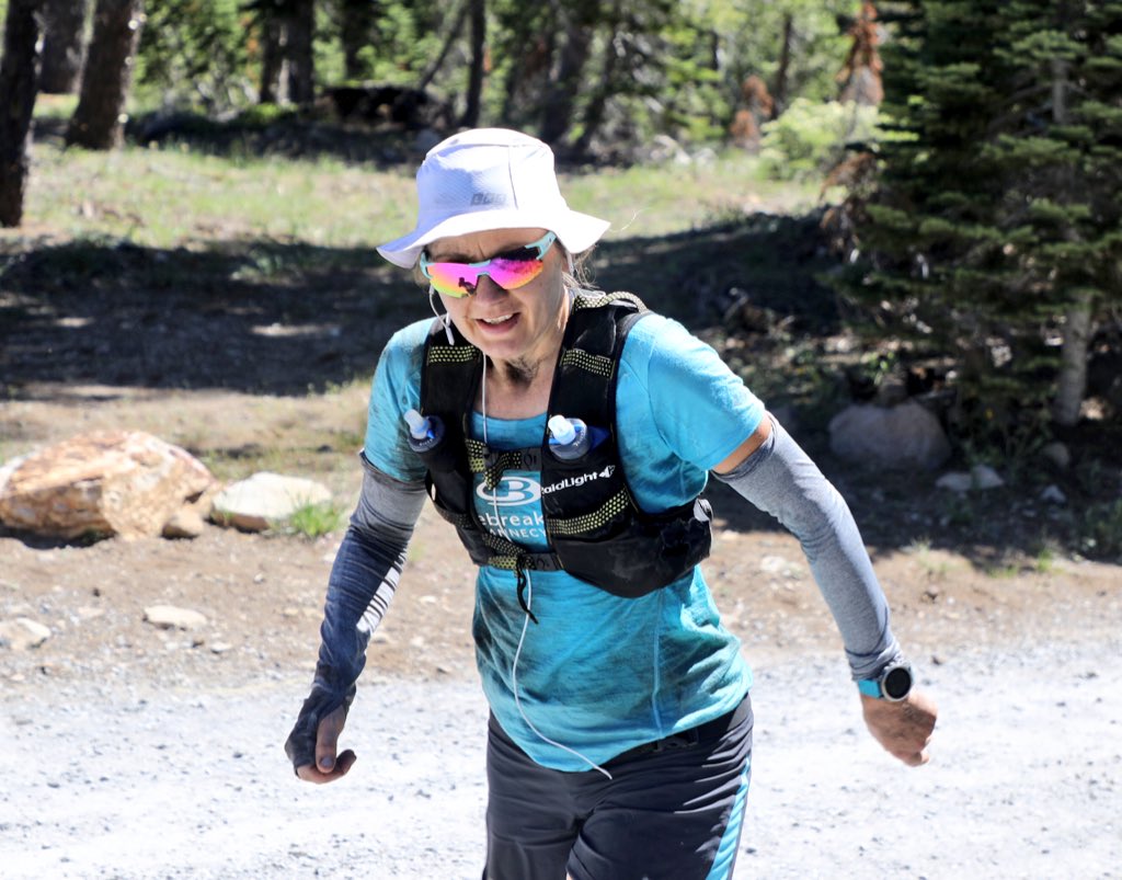 iRunFar's tweet photo. At mile 30, Stephanie Violett and Emilie Lecomte run in 5th and 6th. They’re 34 minutes back. Both look like they’ve run 30 miles (as they should). #WS100 https://t.co/yr2zBtJYYG