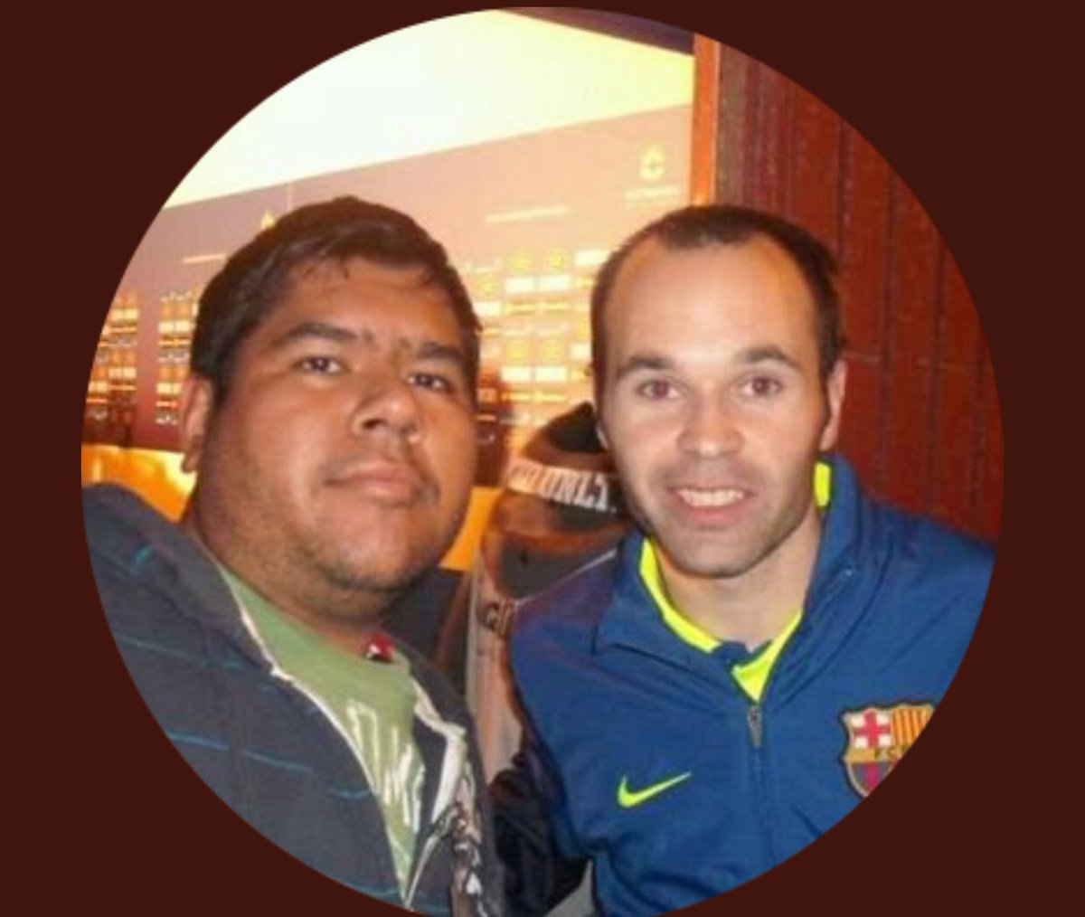 fersch_4's tweet image. Si lo ven denle una clase de educaciòn. Se hace llamar periodista @jhernandez83. Yo sí arrobo sin temor