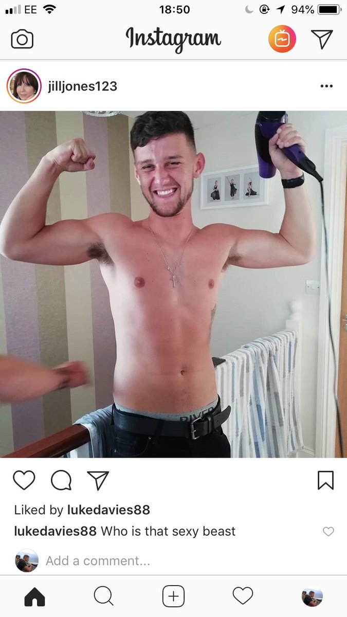 RhysJonesxx's tweet photo. Mum strikes again.. https://t.co/8V5nSTQHPl