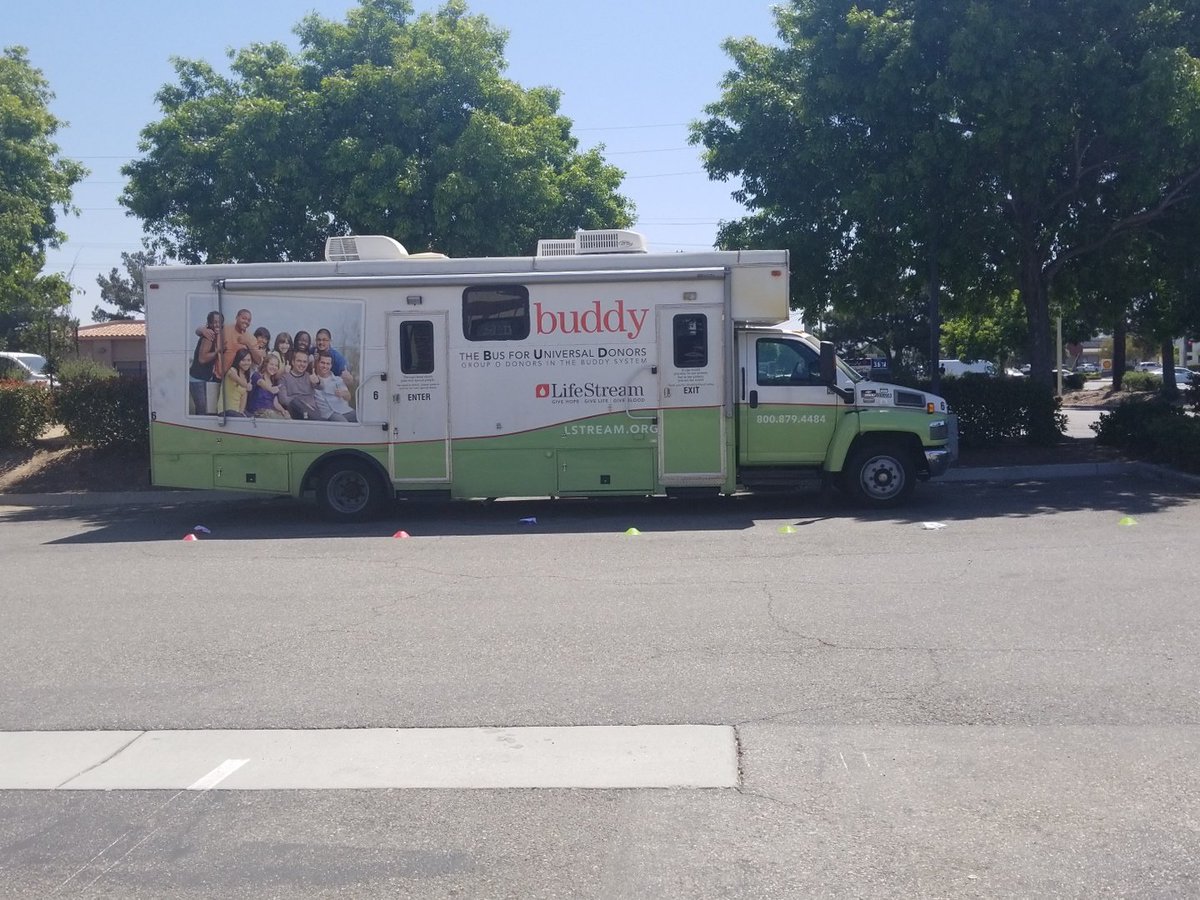 What a beautiful day here at #sprint on Temecula parkway! Not only is it #SprintSaturday , but we are also hosting a blood drive with #lifestream !! Come down and donate 🙏🏻🤘

#temecula
<a href="/KristianAllos/">Kristian Allos</a> 
<a href="/DwellWithMe/">Babylonian Millionaire</a> 
@Peter_Moreno_09