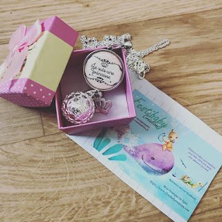 Festibaby's tweet photo. Bola de grossesse "Princesse"

 💜 https://t.co/eMQ4wJ54Bx 

#bolapersonnalisé #bolas_grossesse #bola  #enceinte #grossesse  #cadeaugrossesse #bola_createur #mamandébordéoupas https://t.co/dByp5dv3zq
