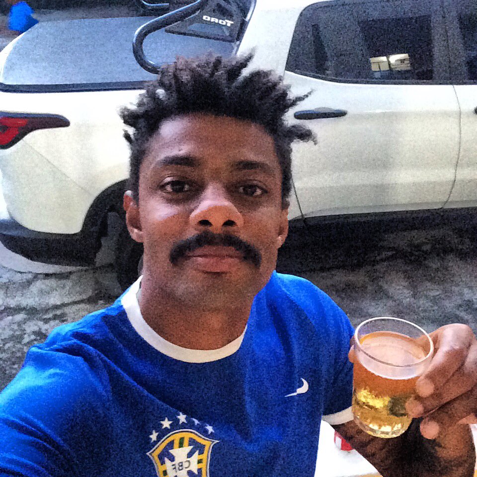 2 a 0 vamos com tudo mostra tua força Brasil e amarra o amor na chuteira