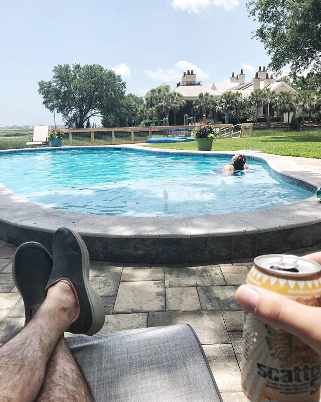 PaperFreckles's tweet image. B.B.B.B&amp;amp;B
(Birthday Beer, Babe and, B&amp;amp;B) ift.tt/2lyvDSJ