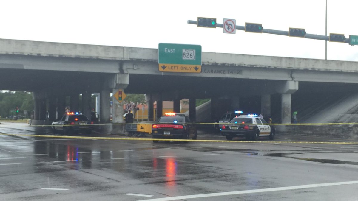 1 dead, 1 wounded after shooting in Miami Gardens, police say bit.ly/2tnpKMp https://t.co/uzDg7iVh0J