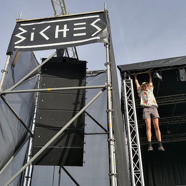 Les fêlés sont à @bichesfest ift.tt/2IkLFIO