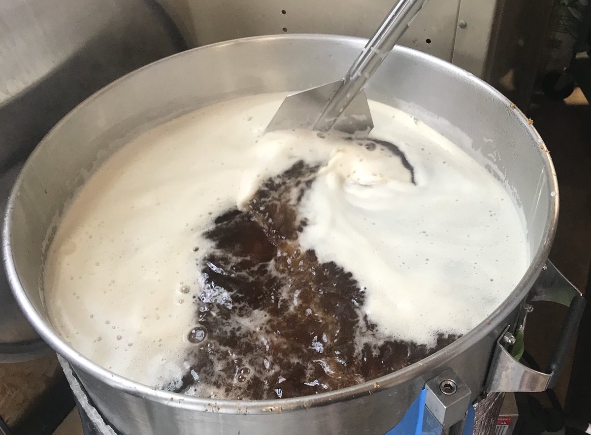 21locksbrewing's tweet photo. Blonde Ale in the kettles today.
#MorrisvillePA
#UnlockTheCraft https://t.co/VFIb1n3YwS